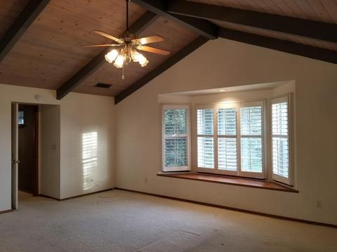 328 E Oak View Ave, Visalia, CA 93277 photo 11