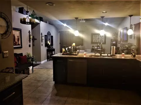 511 E Lark Ave, Visalia, CA 93292 photo 17