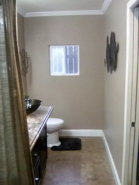 511 E Lark Ave, Visalia, CA 93292 photo 12