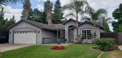 511 E Lark Ave, Visalia, CA 93292 photo 4