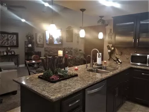 511 E Lark Ave, Visalia, CA 93292 photo 18