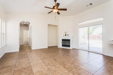 971 Evergreen Ave, Lemoore, CA 93245 photo 6