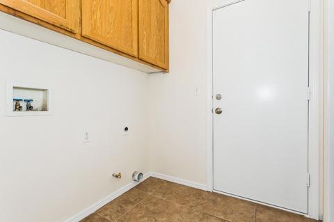 971 Evergreen Ave, Lemoore, CA 93245 photo 16