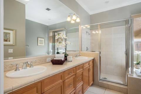436 W Kelly Ave, Clovis, CA 93611 photo 12