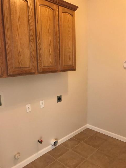 2030 E Parkview Ct, Visalia, CA 93292 photo 7