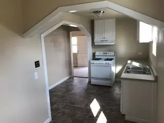 228 E Madera St, Avenal, CA 93204 photo 7