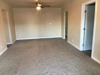 228 E Madera St, Avenal, CA 93204 photo 3