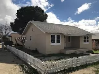 228 E Madera St, Avenal, CA 93204 photo 1