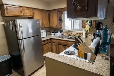 777 E King Ave, Tulare, CA 93274 photo 8