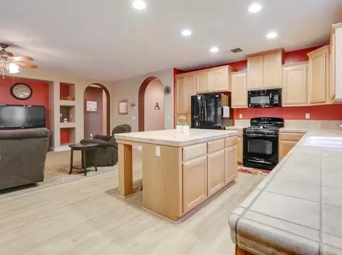 3838 E Seeger Ave, Visalia, CA 93292 photo 34