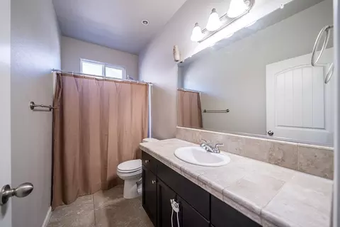 1163 Caddie Loop, Lemoore, CA 93245 photo 15