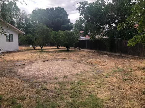 1237 Olive Cir, Hanford, CA 93230 photo 32
