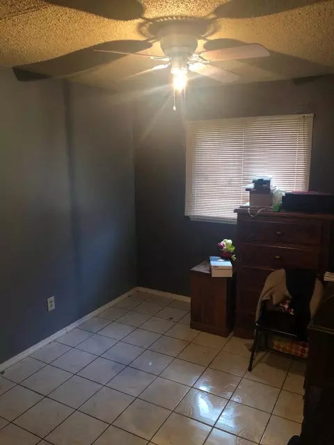 1237 Olive Cir, Hanford, CA 93230 photo 14