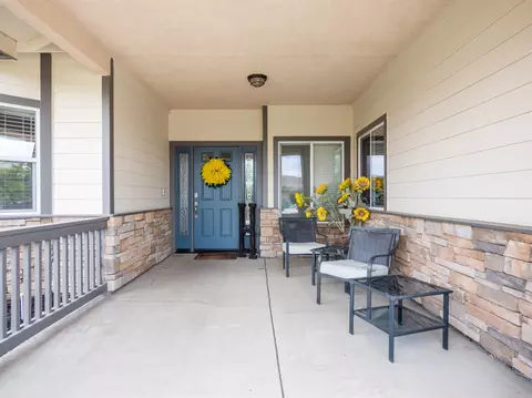 1302 National Dr, Lemoore, CA 93245 photo 2