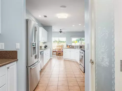 1302 National Dr, Lemoore, CA 93245 photo 8