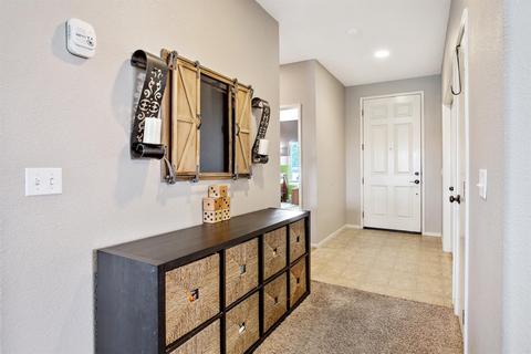 2320 E La Vida, Visalia, CA 93292 photo 4