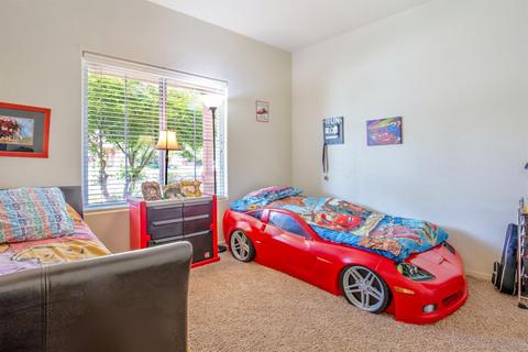 2320 E La Vida, Visalia, CA 93292 photo 17