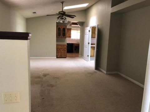 1122 Raymond Rd, Hanford, CA 93230 photo 8