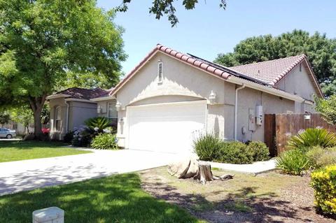 698 Avalon Dr, Lemoore, CA 93245 photo 7