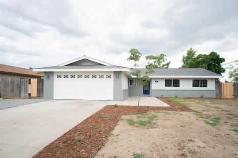 511 E Cambridge Ave, Visalia, CA 93292 photo 1
