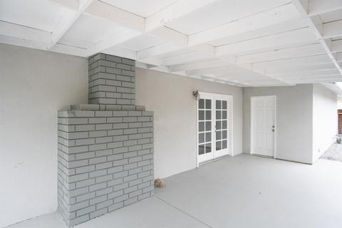 511 E Cambridge Ave, Visalia, CA 93292 photo 16