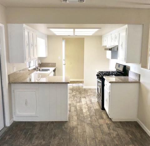 1125 E Feemster Ave, Visalia, CA 93292 photo 3