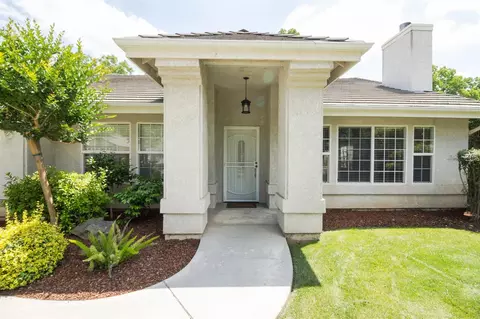 3539 E Race Ave, Visalia, CA 93292 photo 3