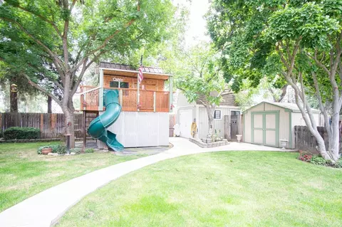 583 E Gail Ave, Tulare, CA 93274 photo 20