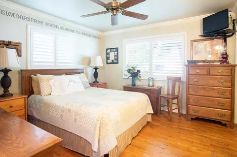 583 E Gail Ave, Tulare, CA 93274 photo 8
