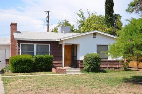 3012 E College Ave, Visalia, CA 93292 photo 1