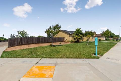 1277 El Paso Ave, Dinuba, CA 93618 photo 26