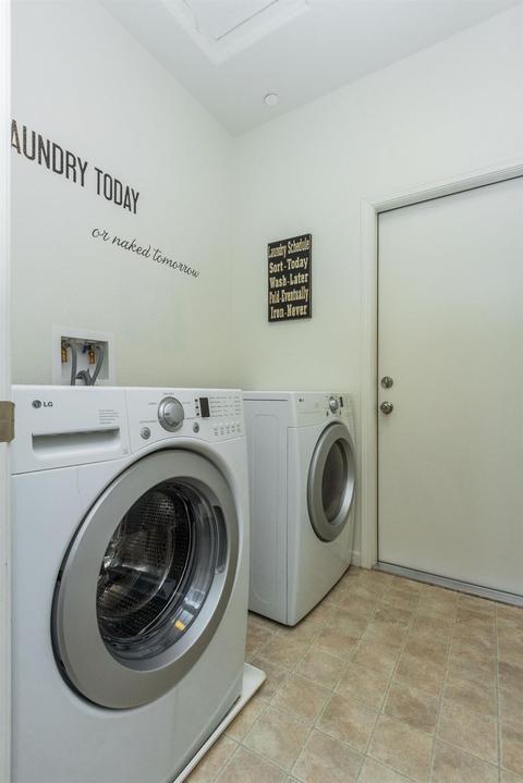 1277 El Paso Ave, Dinuba, CA 93618 photo 16
