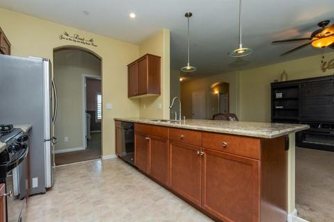 1277 El Paso Ave, Dinuba, CA 93618 photo 9