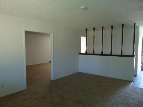 326 Evergreen Ave, Visalia, CA 93277 photo 5