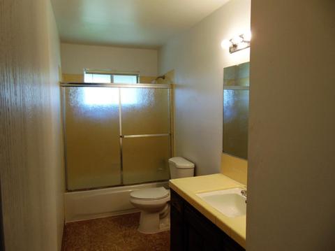 326 Evergreen Ave, Visalia, CA 93277 photo 15
