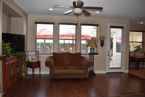 1087 Randy Ave, Fowler, CA 93625 photo 9