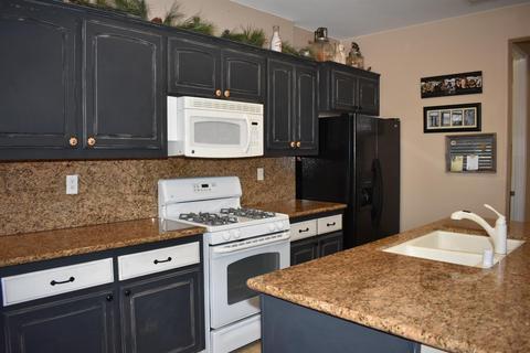 1087 Randy Ave, Fowler, CA 93625 photo 5