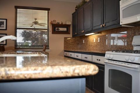 1087 Randy Ave, Fowler, CA 93625 photo 7