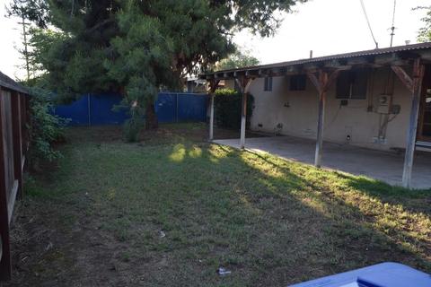 236 Mitchell Ave, Clovis, CA 93612 photo 24