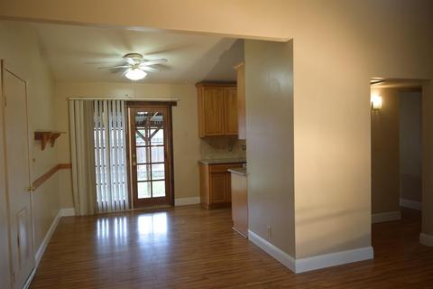 236 Mitchell Ave, Clovis, CA 93612 photo 9