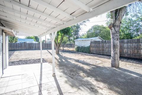 809 S Locust St, Visalia, CA 93277 photo 18
