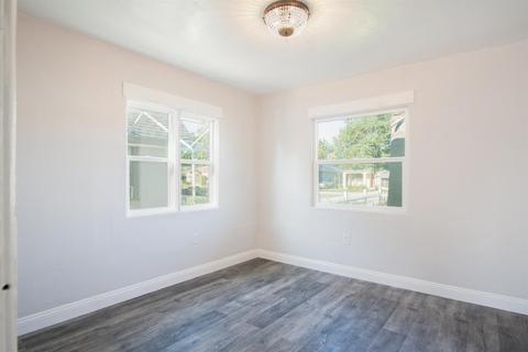 809 S Locust St, Visalia, CA 93277 photo 12