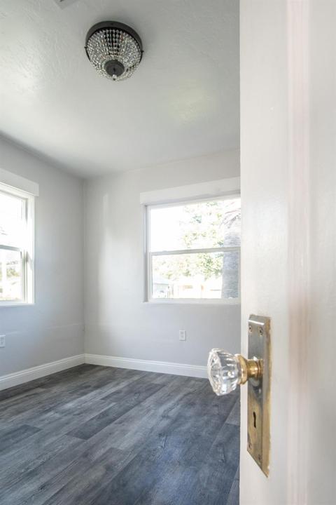 809 S Locust St, Visalia, CA 93277 photo 13