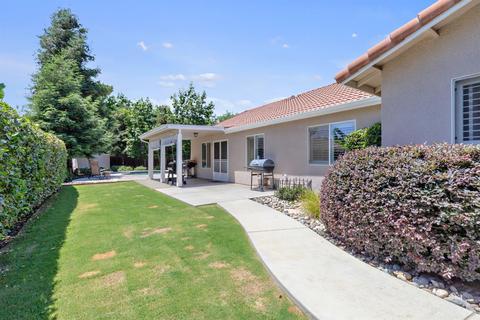 3811 E Center Ave, Visalia, CA 93292 photo 32
