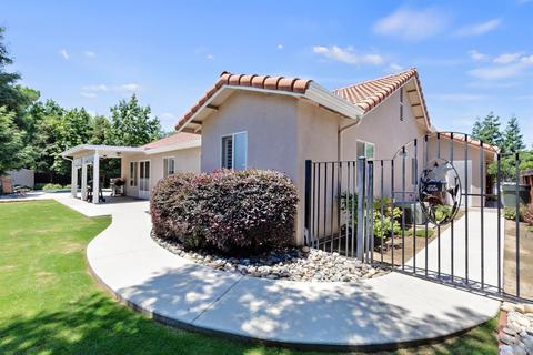3811 E Center Ave, Visalia, CA 93292 photo 33