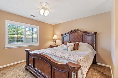3811 E Center Ave, Visalia, CA 93292 photo 18
