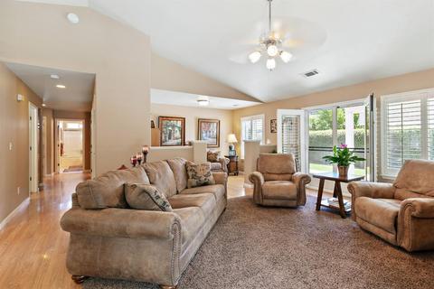 3811 E Center Ave, Visalia, CA 93292 photo 11