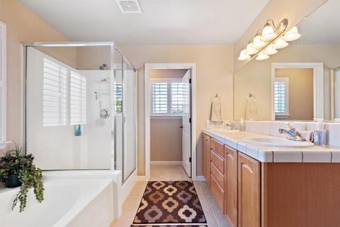 3811 E Center Ave, Visalia, CA 93292 photo 22