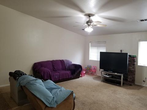 1481 Mary Ct, Exeter, CA 93221 photo 3