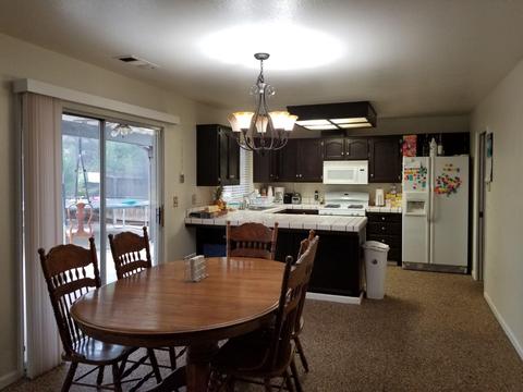 1481 Mary Ct, Exeter, CA 93221 photo 7